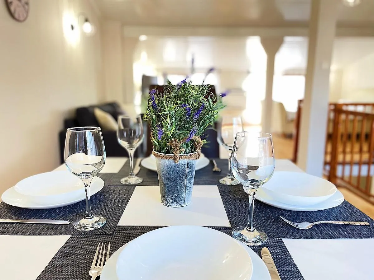 Fenix Studio Apartment Varna Center