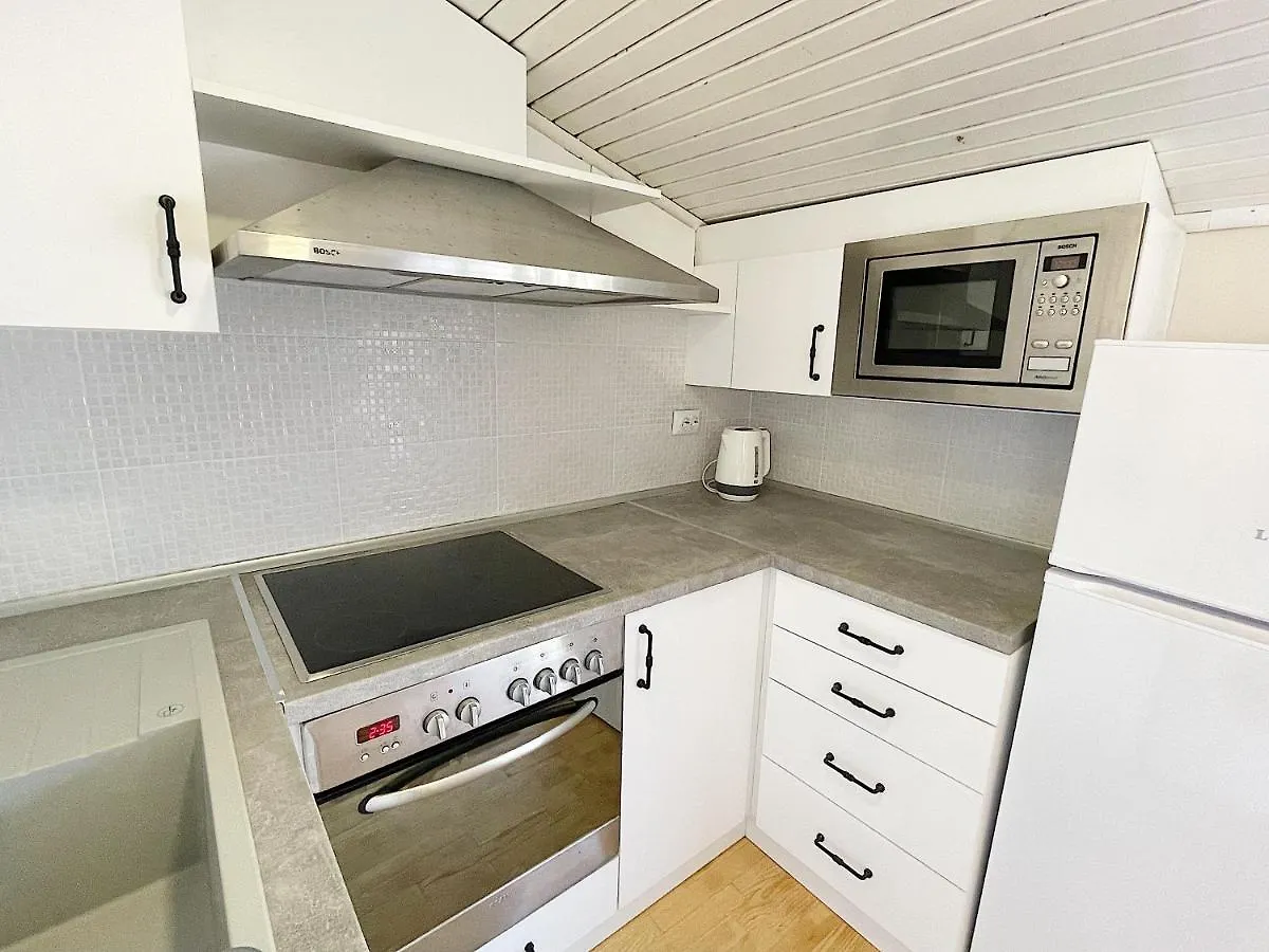 Fenix Studio Apartment Varna Center